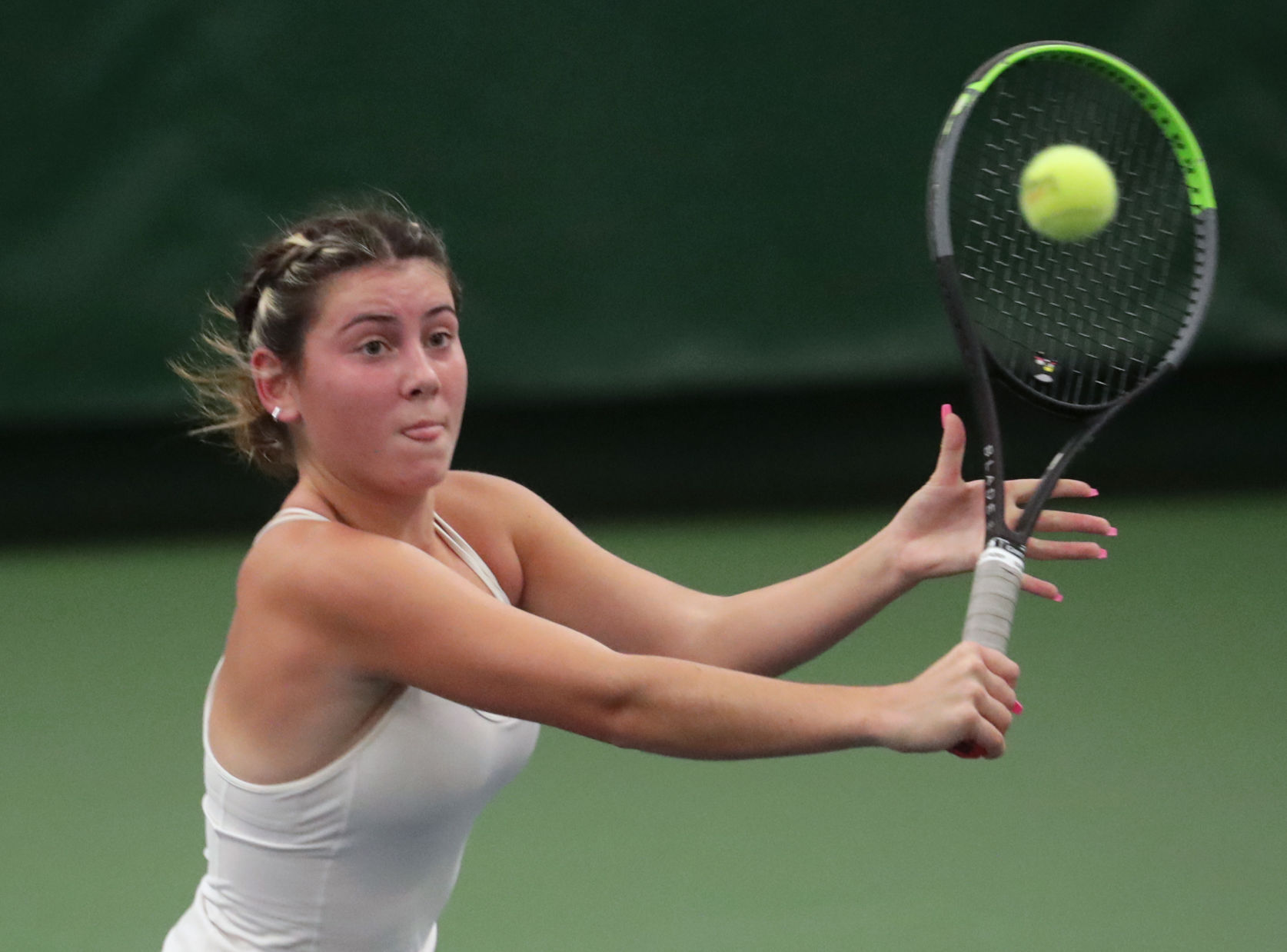tennis photo 10-20